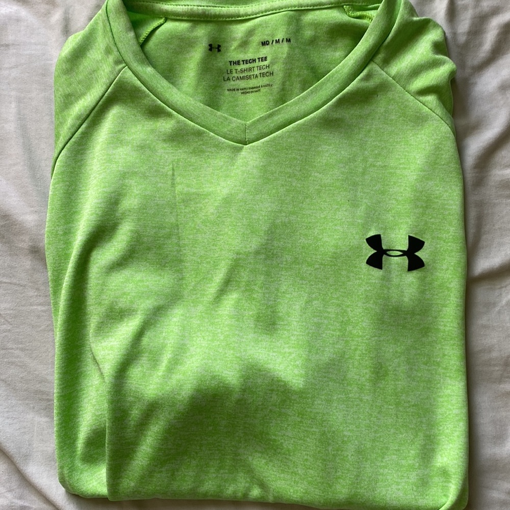 Under armour tee